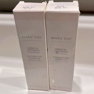 Mary Kay medium Coverage Foundation Beige 402 (2) 1oz tubes open unused#357100